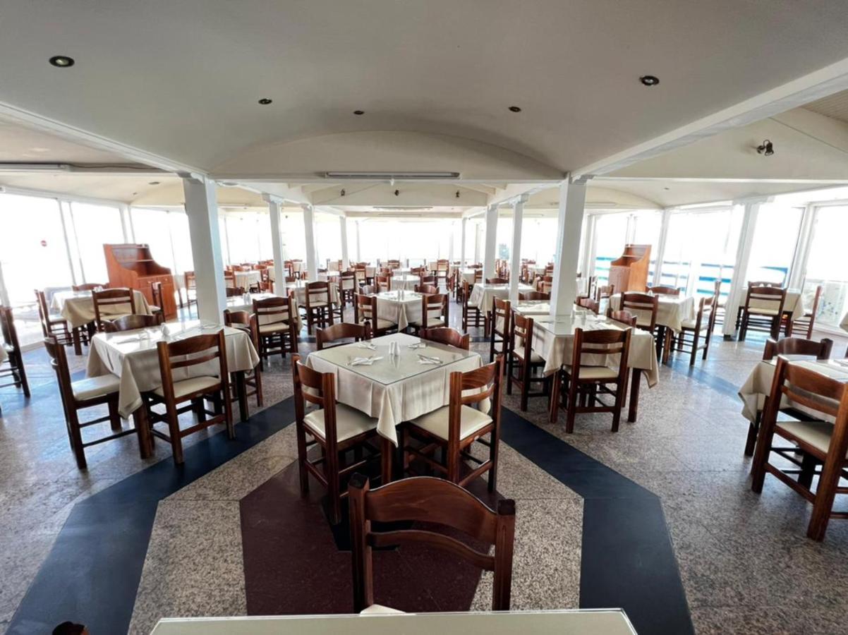 Hanioti Grandotel Extérieur photo