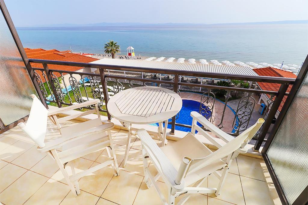 Hanioti Grandotel Extérieur photo