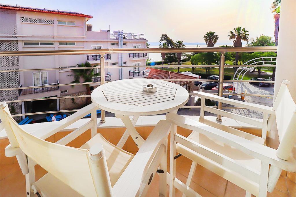 Hanioti Grandotel Extérieur photo