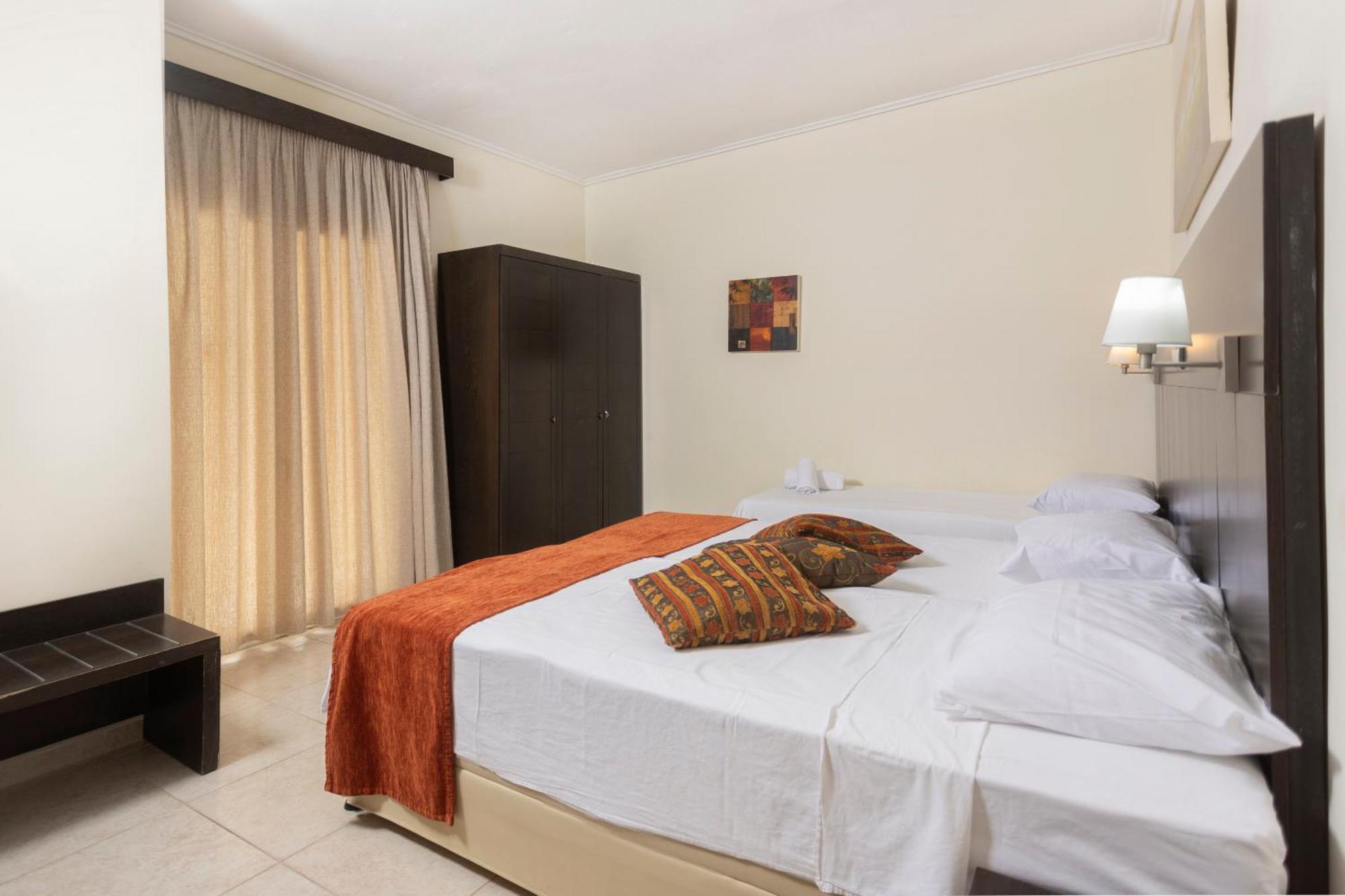 Hanioti Grandotel Extérieur photo